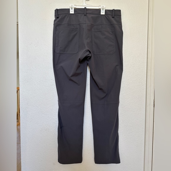 EUC Lululemon Mens ABC Classic-Fit Pant 30" Inseam Dark Gray 4 pockets Sz 38 - Picture 9 of 13